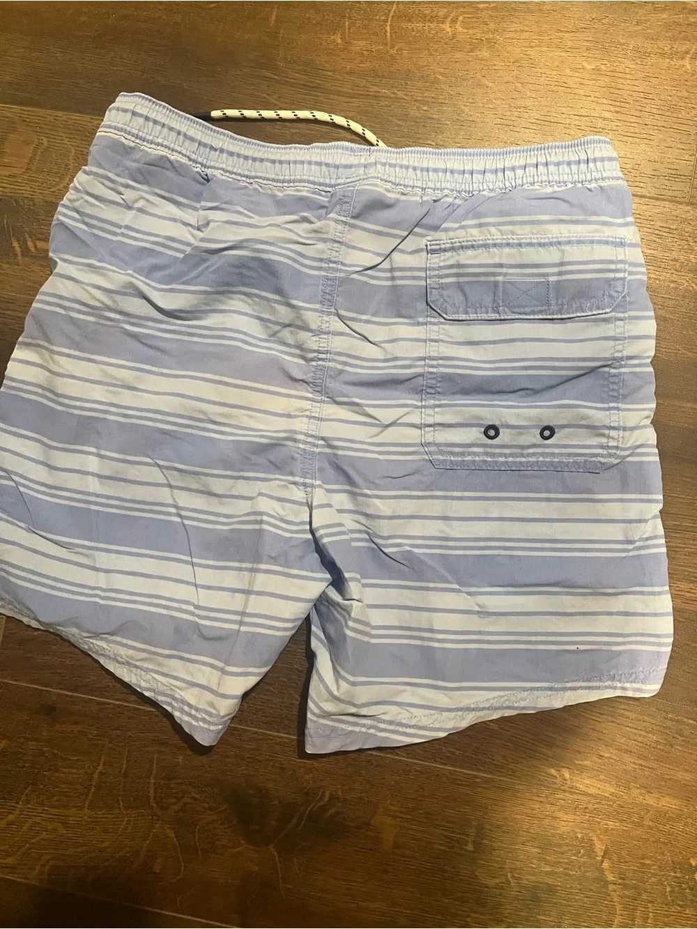 Vineyard Vines Pale Blue & White Striped Men's Swim Trunks